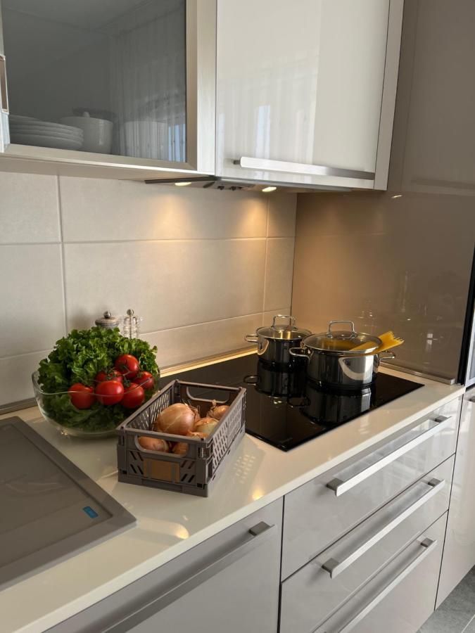Apartman Yacht เมดูลิน ภายนอก รูปภาพ